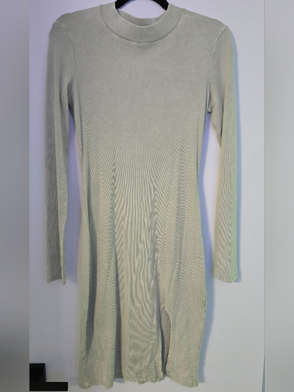 Slim Ribbed Long-Sleeve Sweater Dress in Light Sage